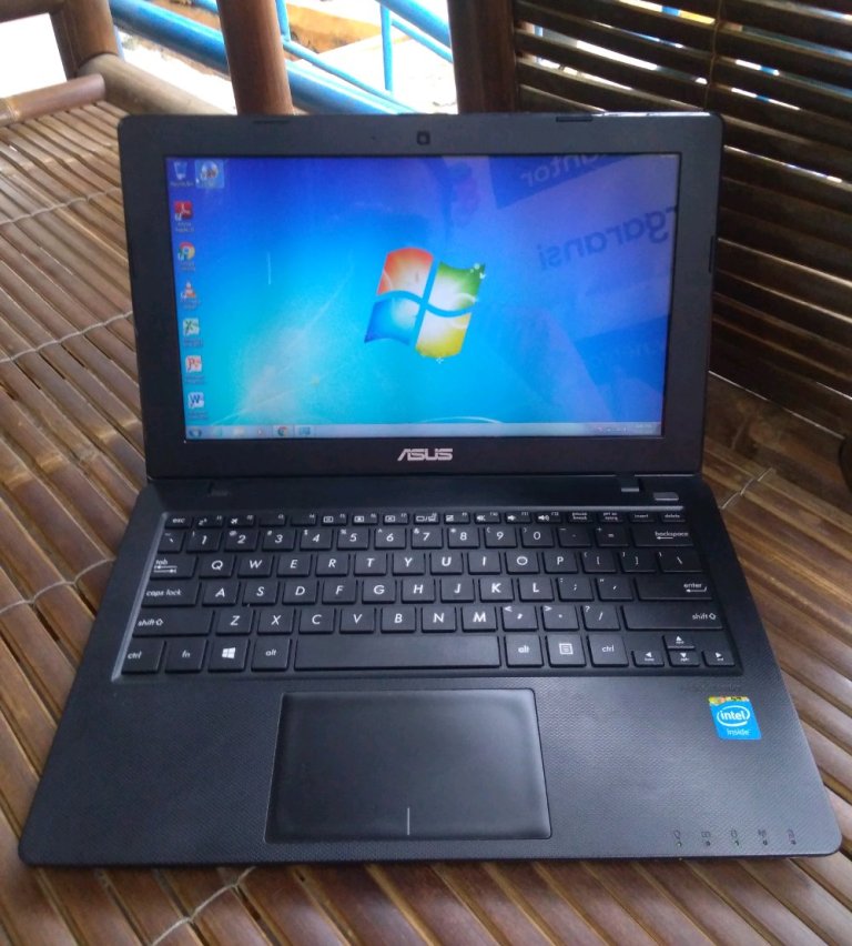 Notebook Asus X200M Intel N2920 2GB/500GB