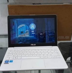 Jual Notebook Asus E203NAH