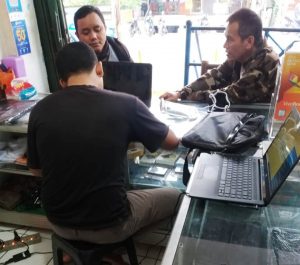 Proses Jual Beli Laptop & MacBok Bekas di Net Computer Depok