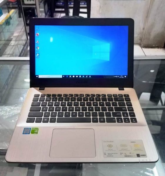 Asus A442U