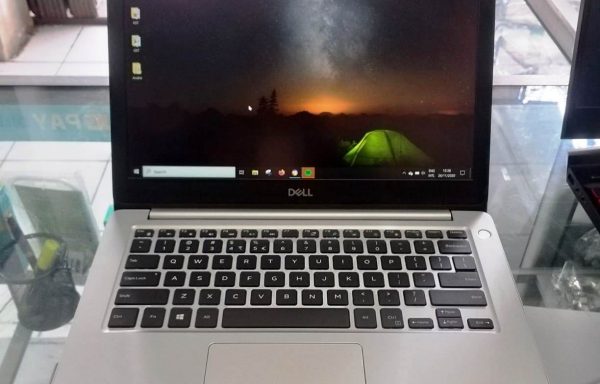 Laptop Dell Inspiron 13 5370