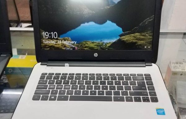 Laptop HP 14-AC002TU Intel Celeron N3050 4GB/500GB