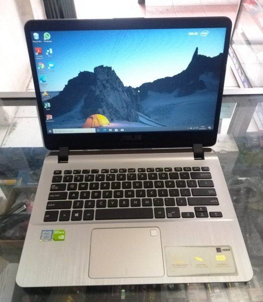 Asus A407U