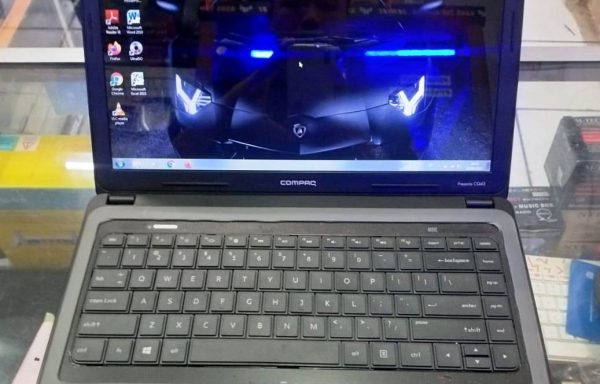 Laptop Compaq Presario CQ43 AMD E-300 4GB/500GB