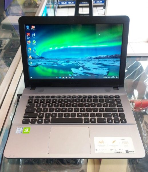 Laptop Asus X441UBR