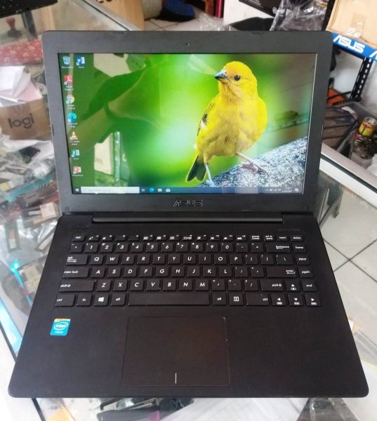 Laptop Asus X453M