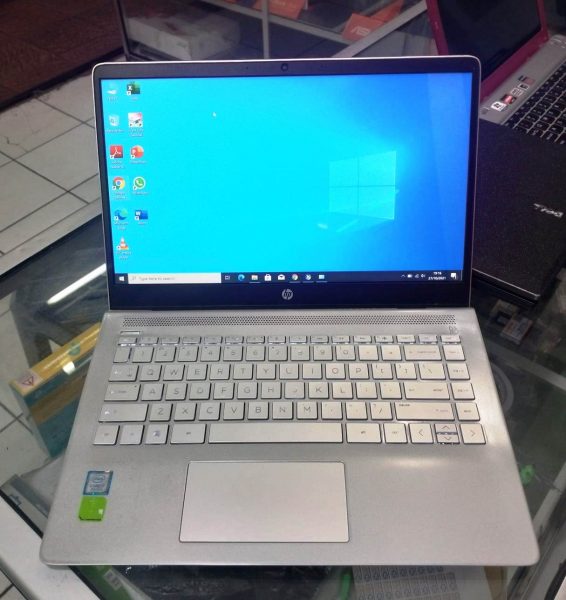 Laptop HP 14 bf011TX