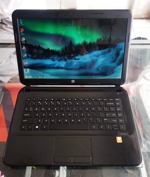 Laptop HP 14 d010AU