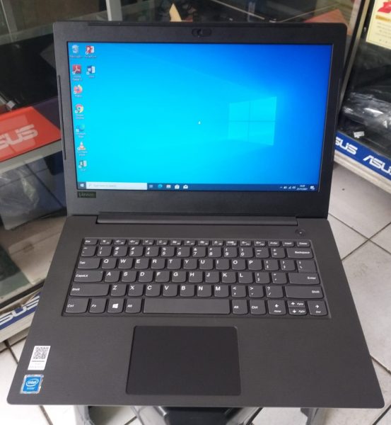 Laptop Lenovo V130-14IGM