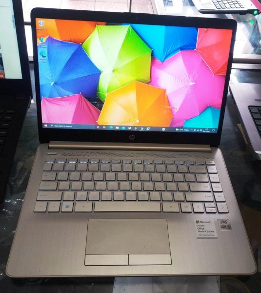 Laptop HP 14s CF4030TU