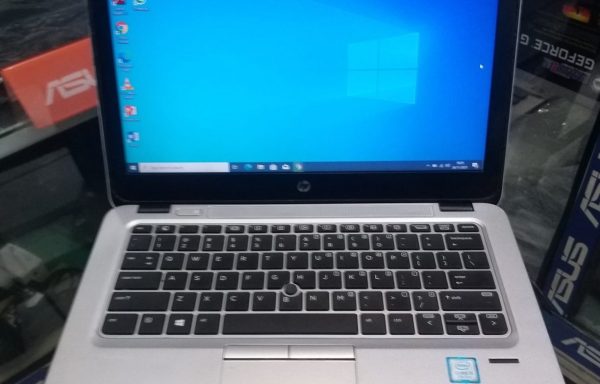 Laptop HP ProBook 820 G4 Intel Core i5-7200U 8GB RAM 500GB HDD
