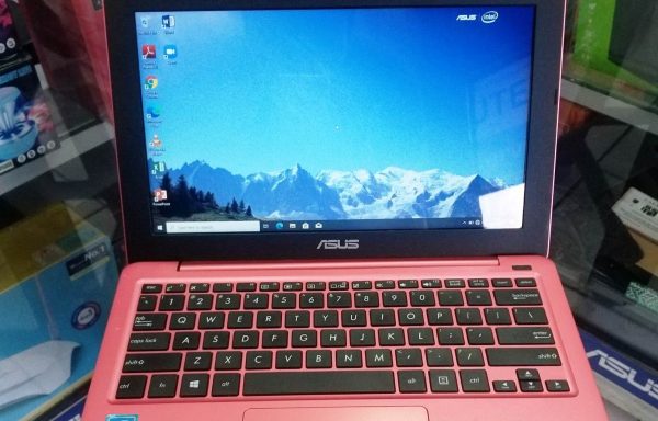 Notebook Asus E202S Intel Celeron N3060 2GB RAM 128GB SSD