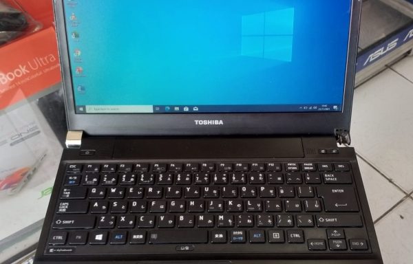 Laptop Toshiba DynaBook R732/H Intel Core I5-3320M 4GB RAM 1TB HDD