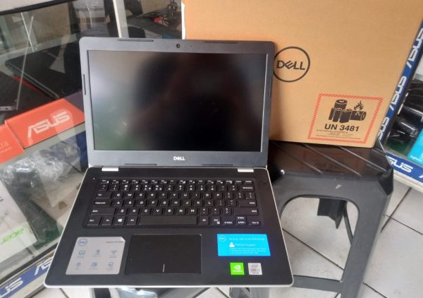 Laptop Dell Inspiron 3490