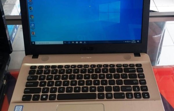Laptop Asus X441UAR Intel Core i3-7020U 4GB RAM 128GB SSD 1TB HDD