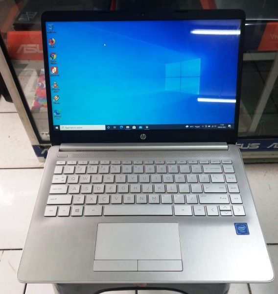 Laptop HP 14s cf1046TU