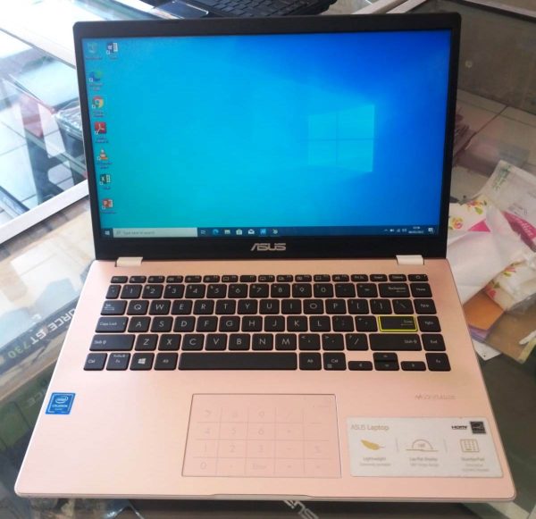 Laptop Asus E410M