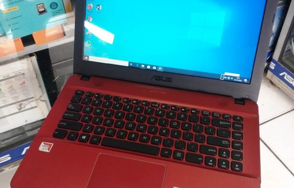 Laptop Asus X441BA AMD A6-9220 4GB RAM 1TB HDD
