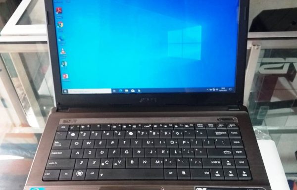 Laptop Asus A44H Intel Core i3-2310M 4GB RAM 320GB HDD