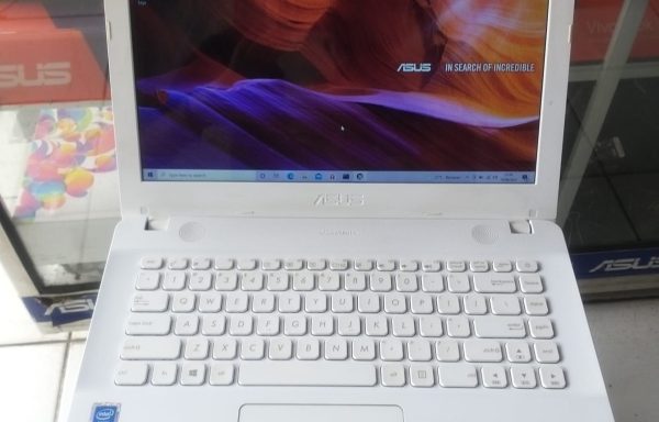 Laptop Asus X441NA Intel Celeron N3350 4GB RAM 500GB HDD