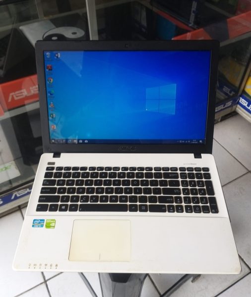 Asus A550C