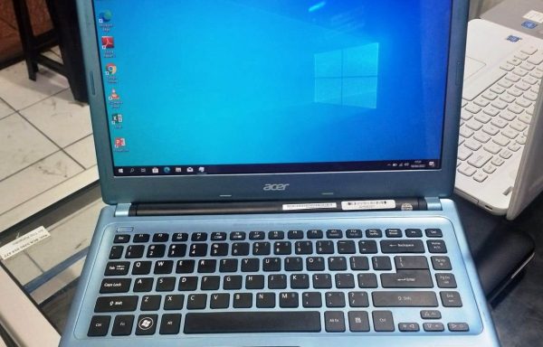 Laptop Acer Aspire V5-431 Intel Celeron 1007U 4GB RAM 320GB HDD