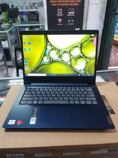 Laptop Lenovo Ideapad Slim 3