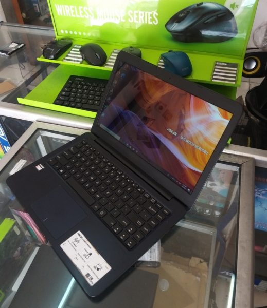 Jual Laptop Asus E402Y di Net Computer Depok