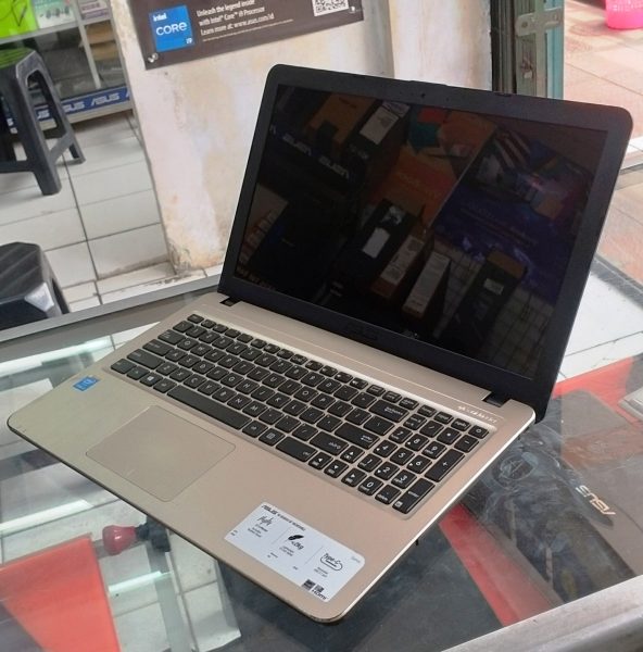 Jual Laptop Asus X540LA di Net Computer Depok