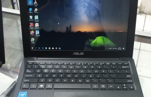 Notebook Asus E202S Intel Celeron N3060 2GB RAM 500GB HDD