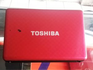 Jual laptop toshiba satellite L735