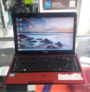 Jual laptop toshiba satellite L735