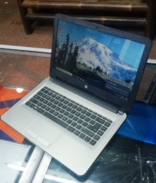 HP 14 af115AU
