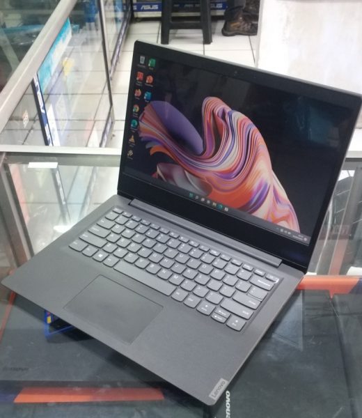 Laptop Lenovo V14-ADA