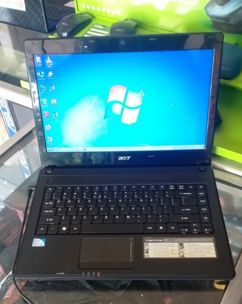 Laptop Acer Aspire 4738z