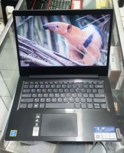 Laptop Lenovo S145