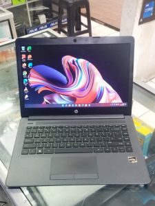 Laptop HP 245 G7