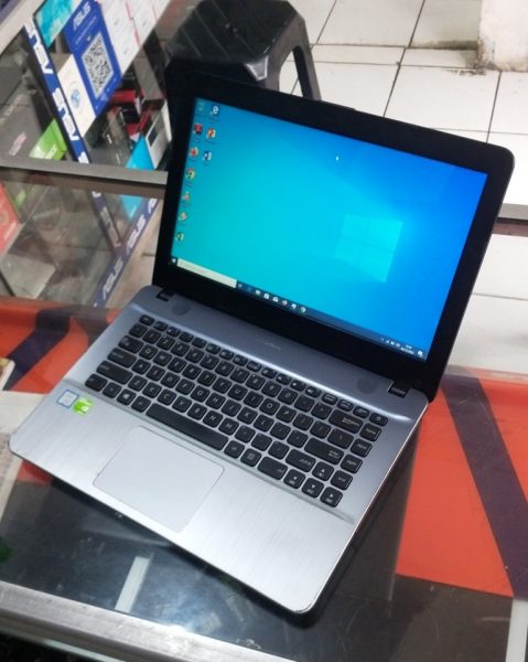Jual Laptop Asus X441UV I3
