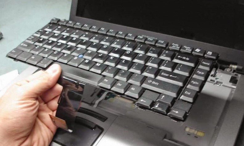 Ganti Keyboard Laptop