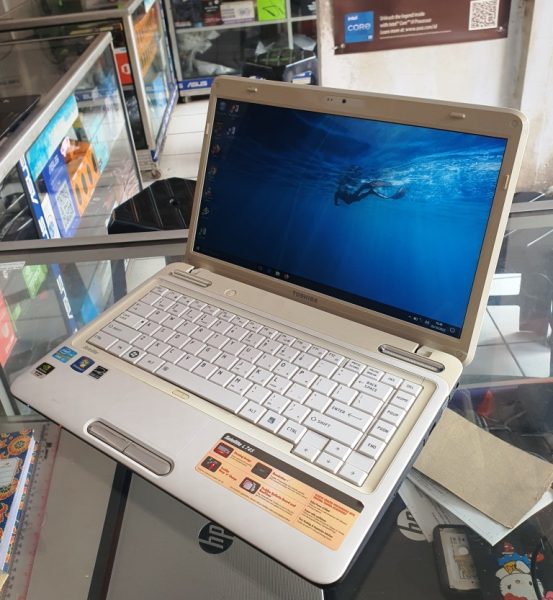 Toshiba Satellite L745 I5