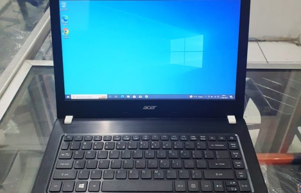 Laptop Acer Aspire E5-475 Intel Core i3-6006U 8GB RAM 256GB SSD