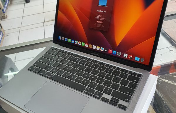 MacBook Air M1 2020 8GB RAM 256GB SSD Space Grey