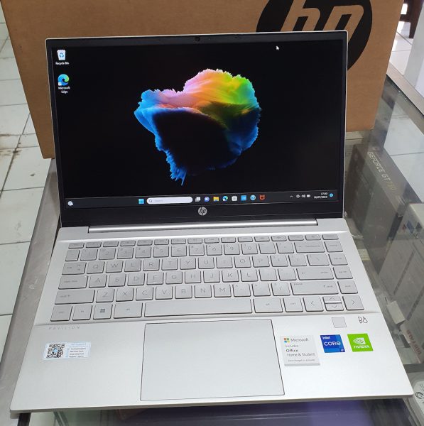 laptop hp pavilion 14-dv015TX