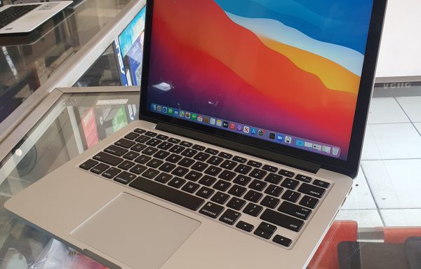 MacBook Pro 2015 Intel Core i5 8/128GB SSD