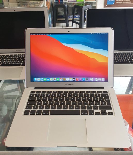 Macbook air 2015 Intel Core i5