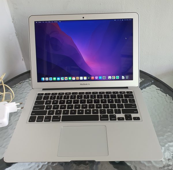 Jual Beli macbook second
