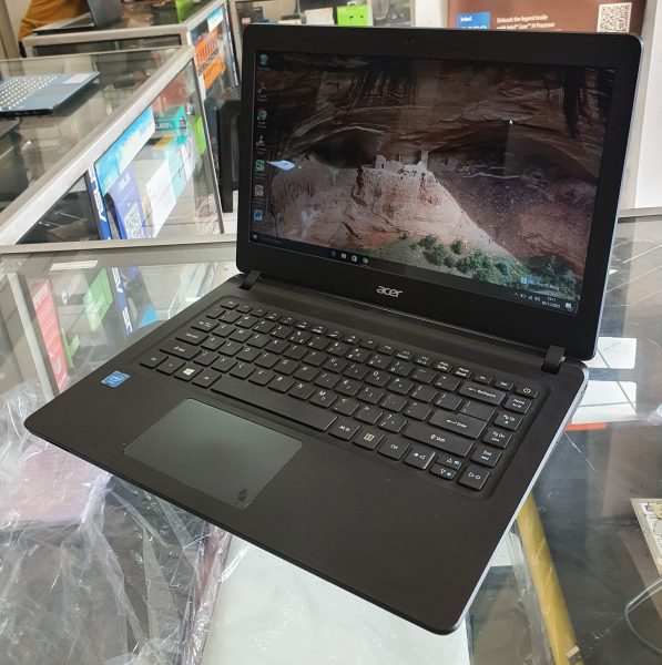 Acer Es1-432