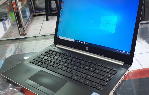 Laptop Hp 14-ck0007TX Intel Core i3-7020U 8GB RAM 256GB SSD Dual VGA