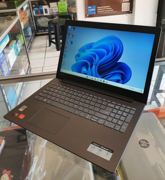 lenovo ideapad 330 AMD Ryzen 7