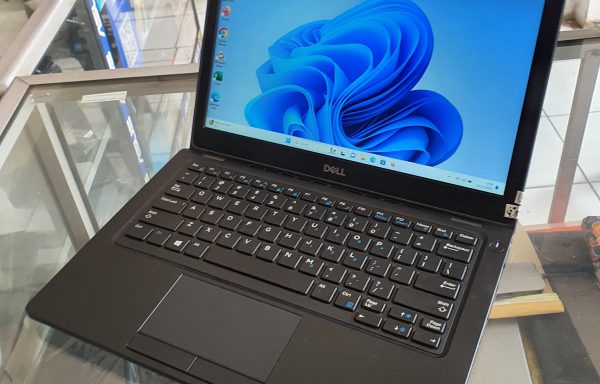Laptop Dell Latitude 5290 Intel Core i5-8290 16/256GB